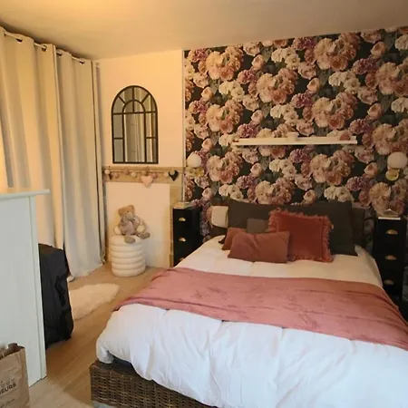 Maison De Avec Terrasse Holiday home